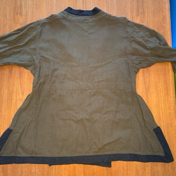 Khaki wrap around shirt. Measurements in photos. - Picture 6 of 8